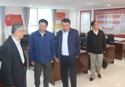 青海省副省長、省國資委黨委書記、主任王黎明，蒞臨省物產(chǎn)集團(tuán)調(diào)研指導(dǎo)工作